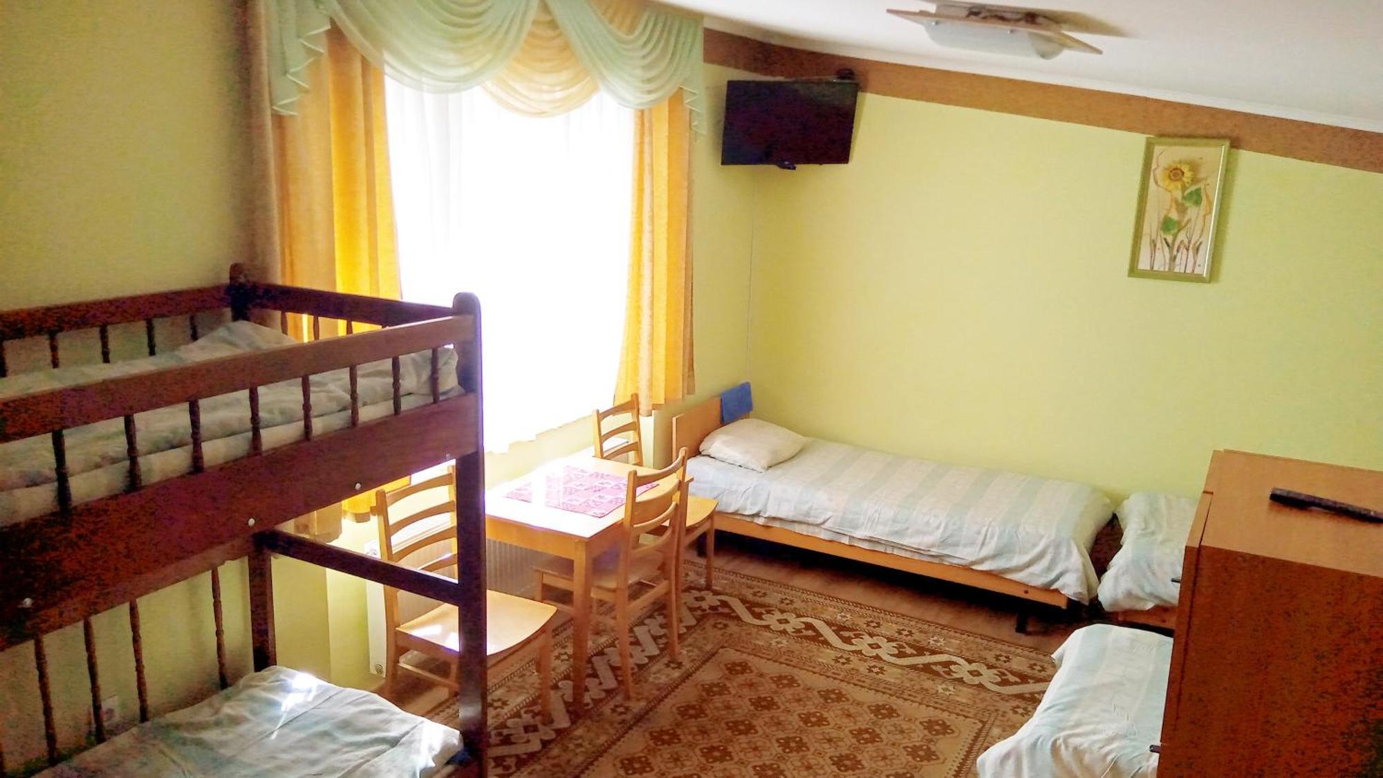 Coffee Hostel リヴィウ エクステリア 写真